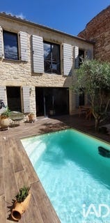 /international/fr/vauvert-languedoc-roussillon-310107739659/