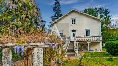 /international/fr/sauveterre-la-lemance-aquitaine-310104468563/