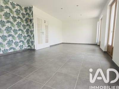 /international/fr/neuville-saint-vaast-calais-310108243383/
