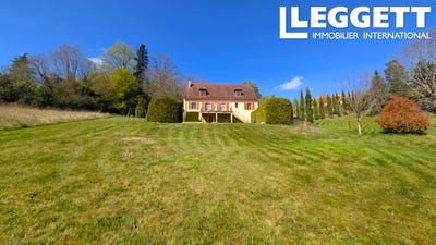 /international/fr/clermont-d-excideuil-aquitaine-310107676207/