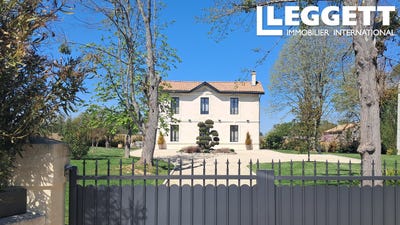 /international/fr/villegouge-aquitaine-310097953503/