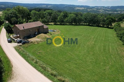 /international/fr/dore-l-eglise-auvergne-310100659655/