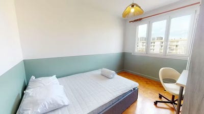 /international/fr/avenue-pierre-brossolette-bron-rhone-310107739319/