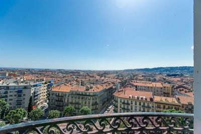 /international/fr/nice-provence-alpes-cote-d-azur-310108466113/