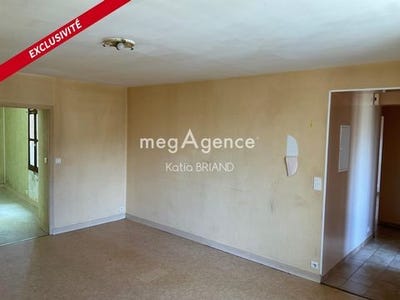/international/fr/laval-pays-de-la-loire-310107365931/