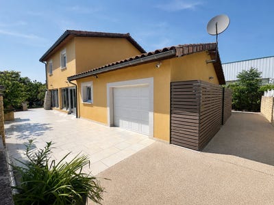 /international/fr/bourg-les-valence-rhone-310108045366/