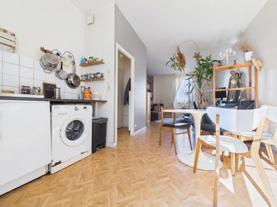 /international/fr/reze-pays-de-la-loire-310109150765/