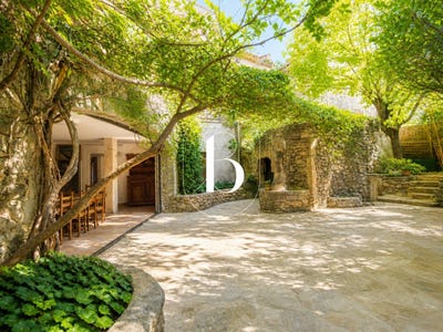 /international/fr/molieres-sur-ceze-languedoc-roussillon-310108138597/