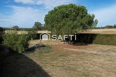 /international/fr/champtoce-sur-loire-pays-de-la-loire-310119657690/