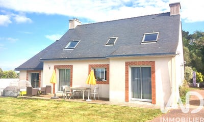 /international/fr/saint-evarzec-brittany-310107737989/