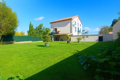 /international/fr/ventenac-en-minervois-languedoc-roussillon-310103008211/