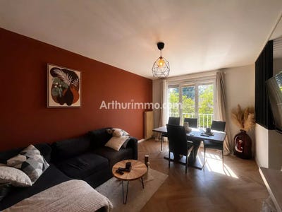 /international/fr/lons-le-saunier-franche-comte-310109019875/?lang=it