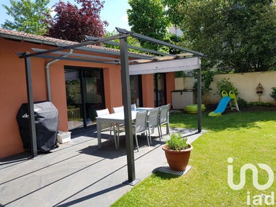 /international/fr/le-vesinet-ile-de-france-310100886276/?lang=en
