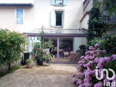 /international/fr/lavelanet-midi-pyrenees-310108262281/