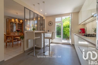 /international/fr/villepreux-ile-de-france-310100667075/?lang=zh-tw