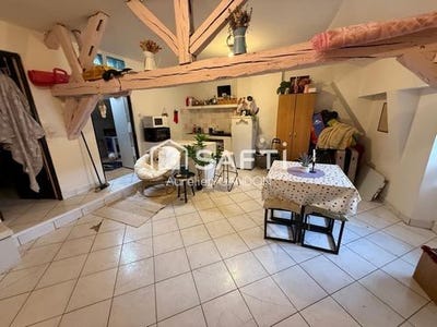 /international/fr/joigny-burgundy-310107299036/