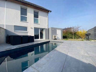 /international/fr/staffelfelden-alsace-310106592572/