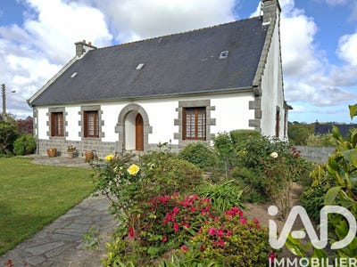 /international/fr/treguier-brittany-310107672069/