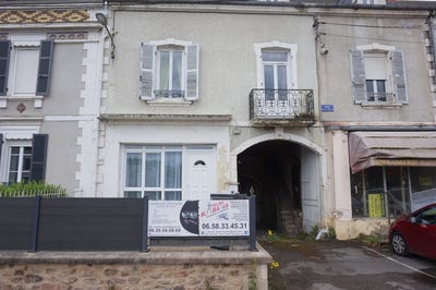 /international/fr/luzy-burgundy-310108057356/