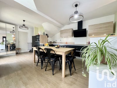 /international/fr/villebon-sur-yvette-ile-de-france-310096794355/