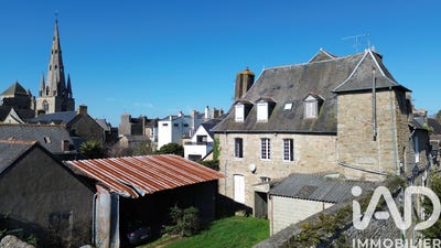 /international/fr/guingamp-brittany-310106414520/