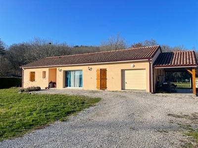 /international/fr/antonne-et-trigonant-aquitaine-310107557570/