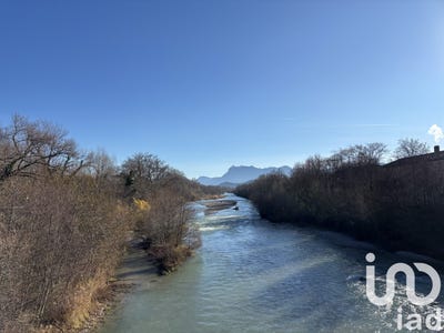 /international/fr/crest-provence-alpes-cote-d-azur-310101077992/