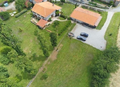 /international/fr/cellefrouin-charente-310101848505/