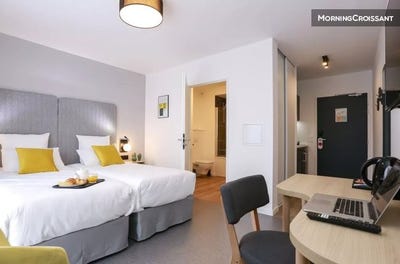 /international/fr/angers-pays-de-la-loire-310106394456/