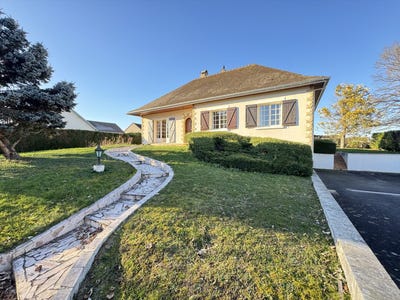 /international/fr/montlucon-auvergne-310119977973/