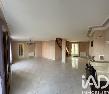 /international/fr/combourg-brittany-310104617039/