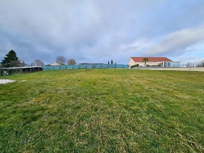 /international/fr/charmeil-auvergne-310105060987/