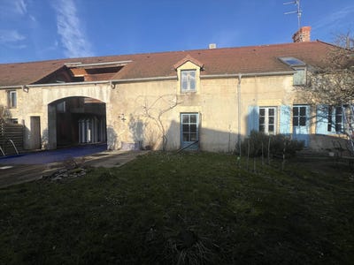 /international/fr/varennes-vauzelles-burgundy-310119798769/