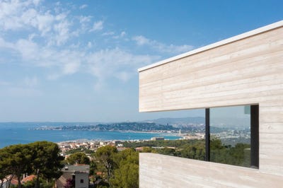 /international/fr/marseille-hh-15540973-marseille-provence-alpes-cote-d-azur-310100955722/