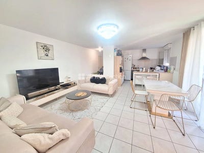 /international/fr/vaulx-en-velin-rhone-310109109355/