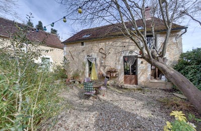 /international/fr/sougeres-en-puisaye-burgundy-310107268264/