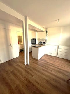 /international/fr/beaugency-centre-val-de-loire-310103750578/