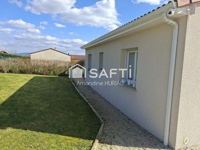 /international/fr/luzillat-auvergne-310105995841/