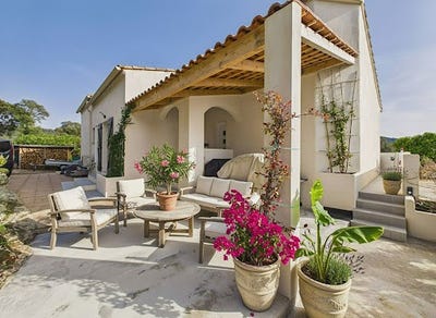 /international/fr/ajaccio-corsica-310106428485/