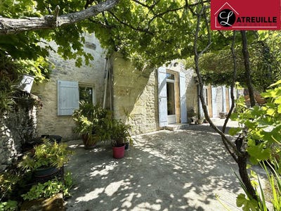 /international/fr/gemozac-charente-310100577156/