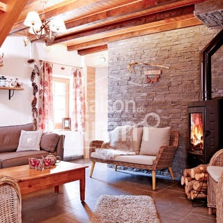 /international/fr/chatel-rhone-310106244404/