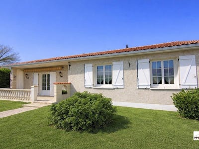 /international/fr/linars-charente-310106283116/
