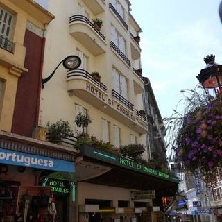 /international/fr/lourdes-midi-pyrenees-310100877582/