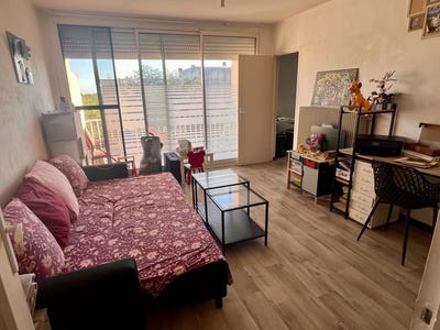 /international/fr/beaucaire-languedoc-roussillon-310108137505/