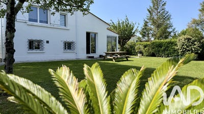 /international/fr/semussac-charente-310108209989/