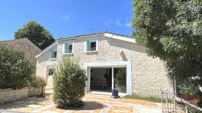 /international/fr/saint-robert-aquitaine-310101188636/?lang=zh-tw