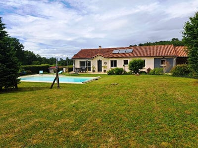 /international/fr/gourdon-midi-pyrenees-310108792447/?lang=es