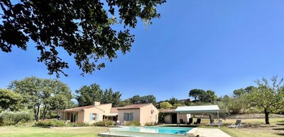 /international/fr/goult-hh-15092372-goult-provence-alpes-cote-d-azur-310100957358/