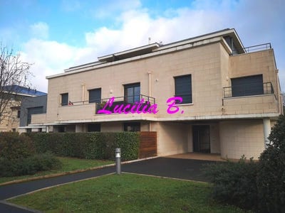 /international/fr/saint-cyr-sur-loire-centre-val-de-loire-310108899458/