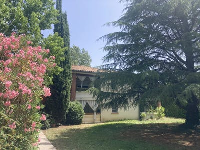 /international/fr/aucamville-midi-pyrenees-310108971793/